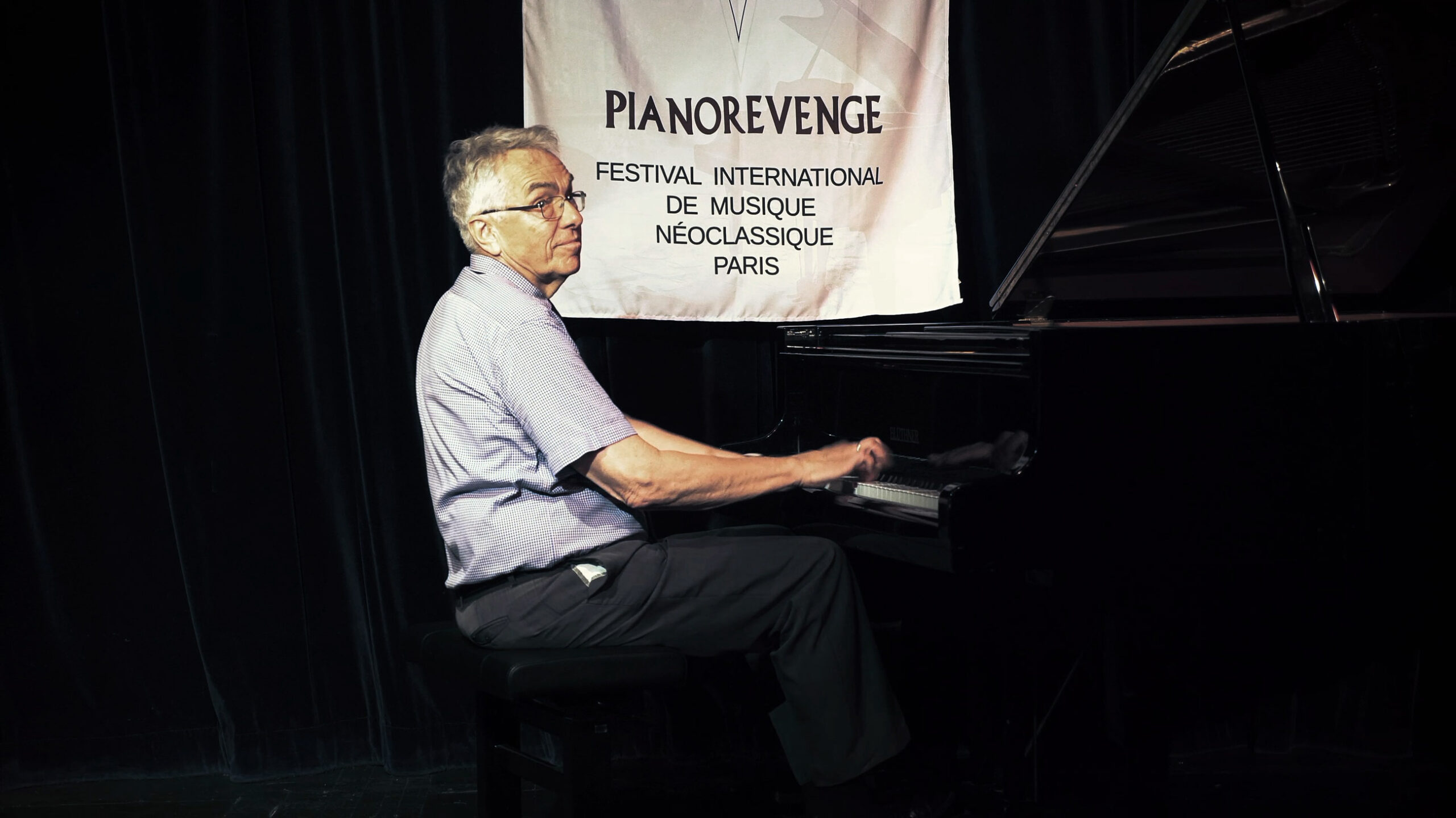 PianoRevenge MAG - Michael Wladkowski